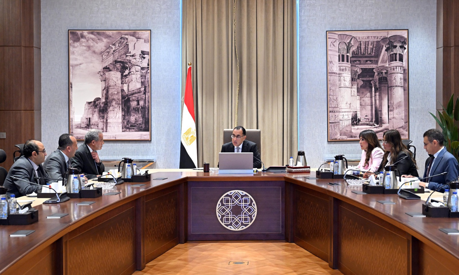 اجتماع مدبولي بوزير التموين