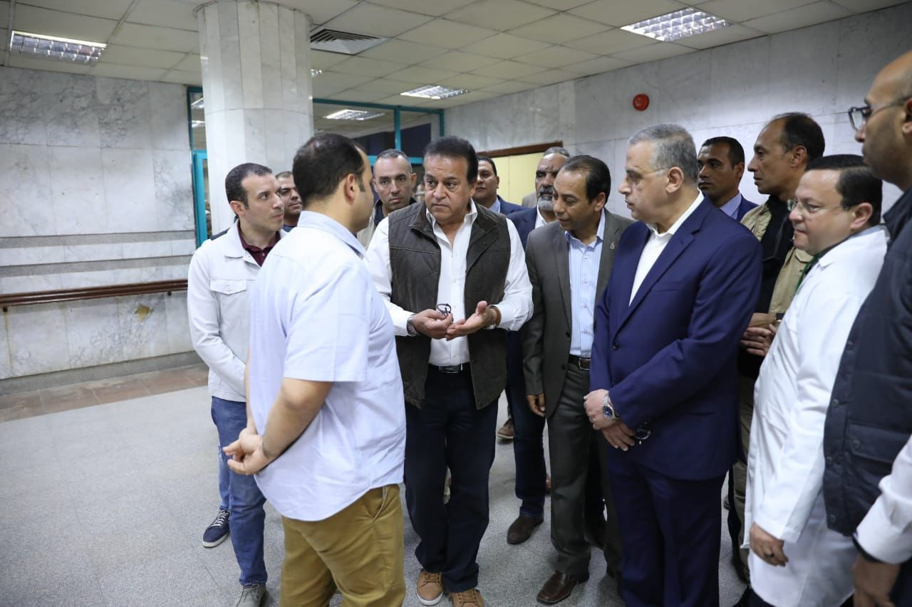 جولة وزير الصحة بسوهاج