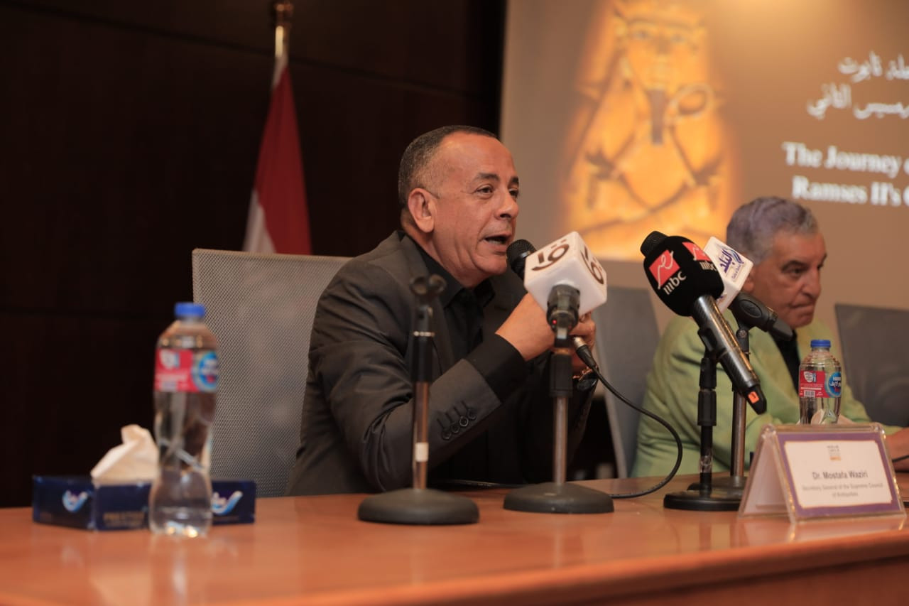 رمسيس وذهب الفراعنة