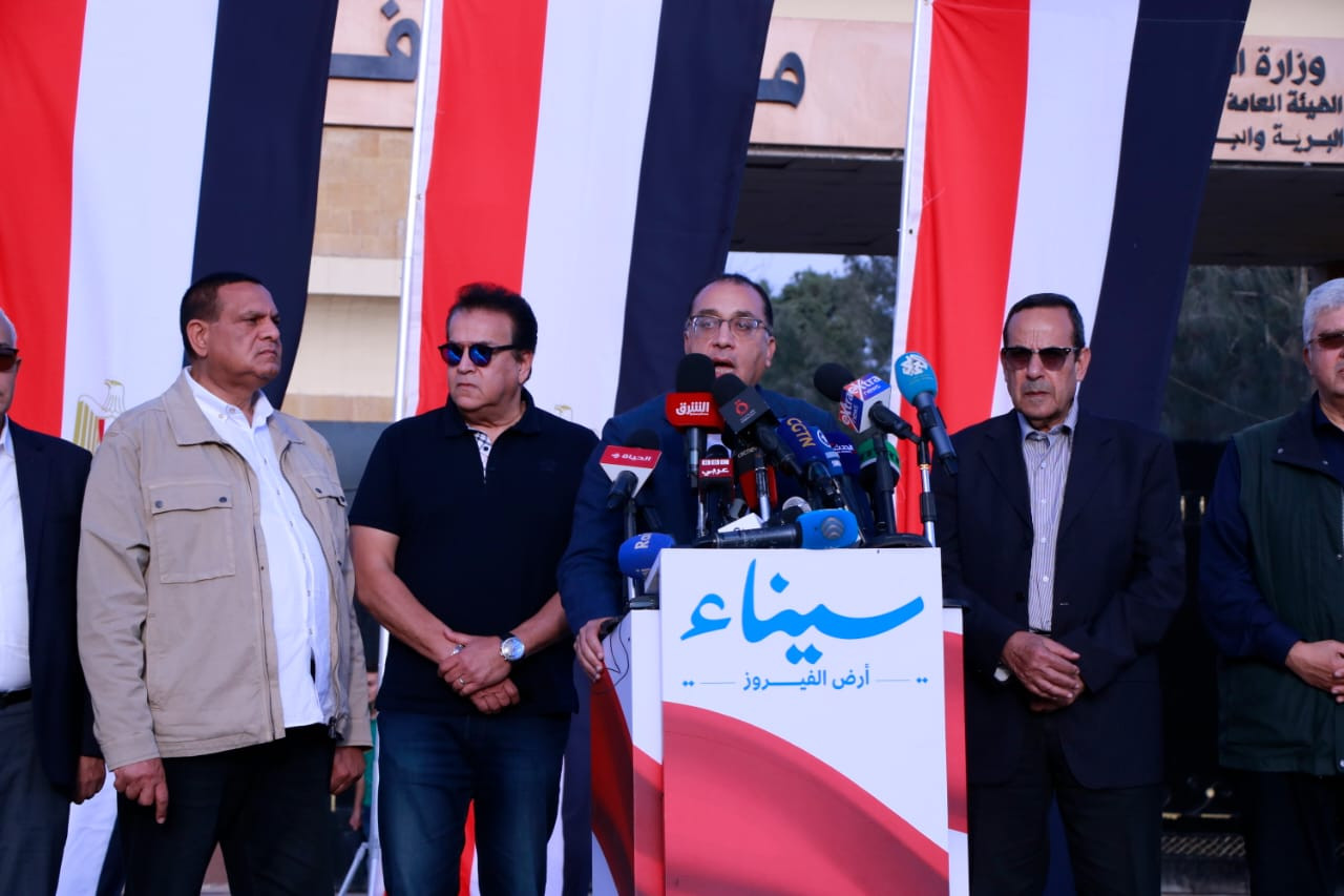 معبر رفح يستعد لإدخال مساعدات جديدة لغزة بعد زيارة رئيس الوزراء