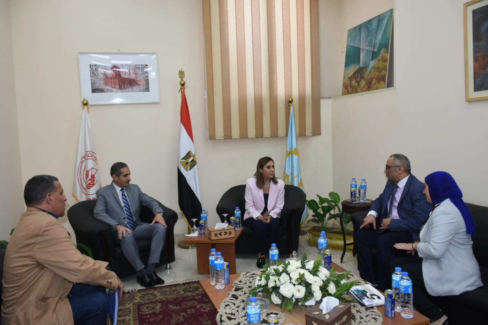 نيفين الكيلاني
