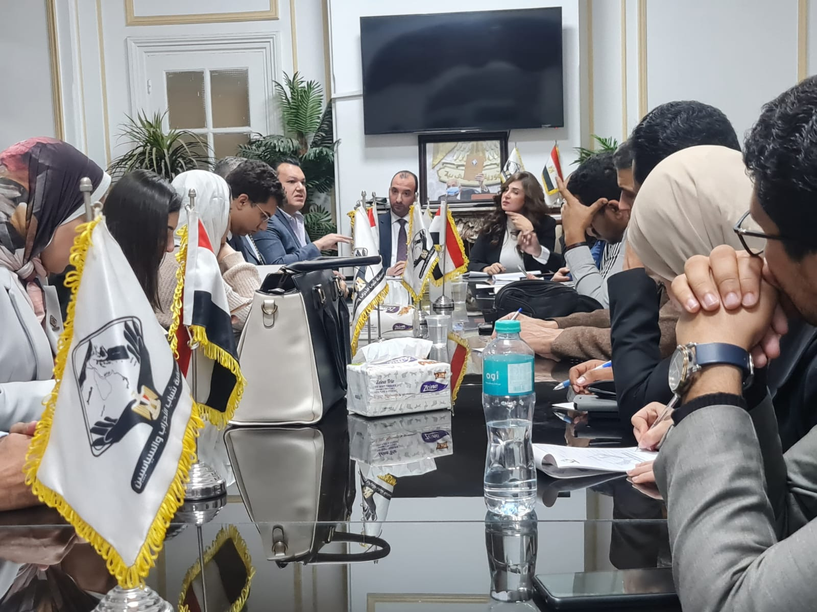 ورشة قراءة في المحور السياسي ببرامج مرشحي الرئاسة