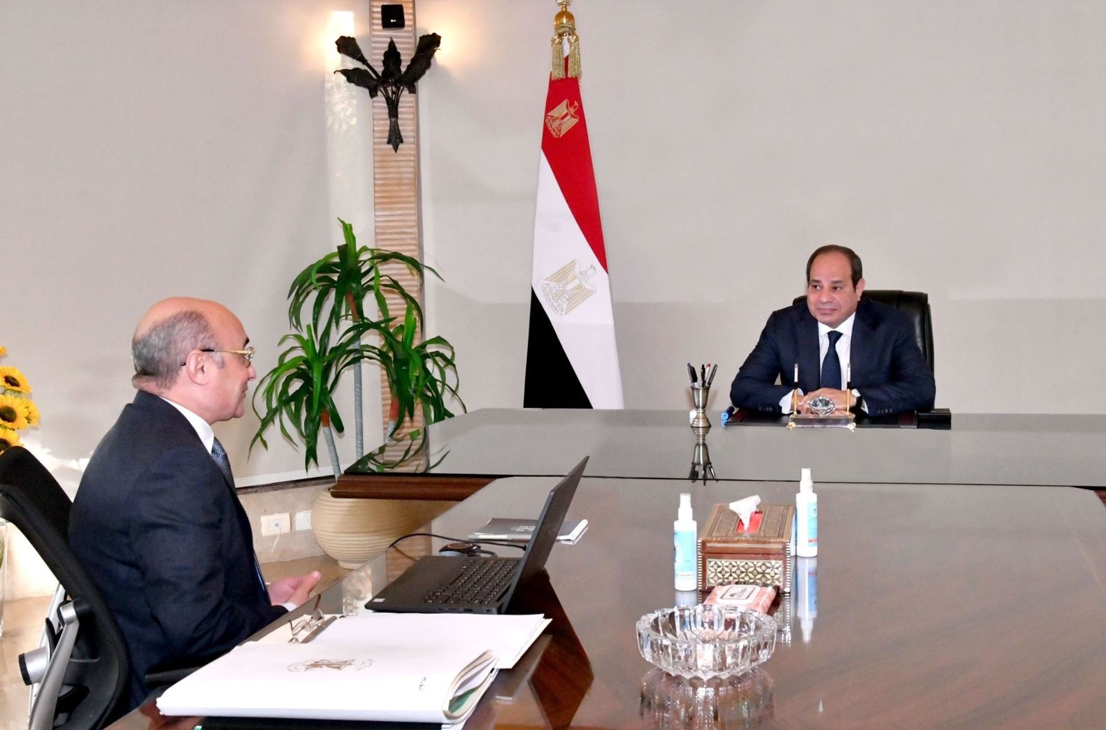 نشاط الرئيس في أسبوع