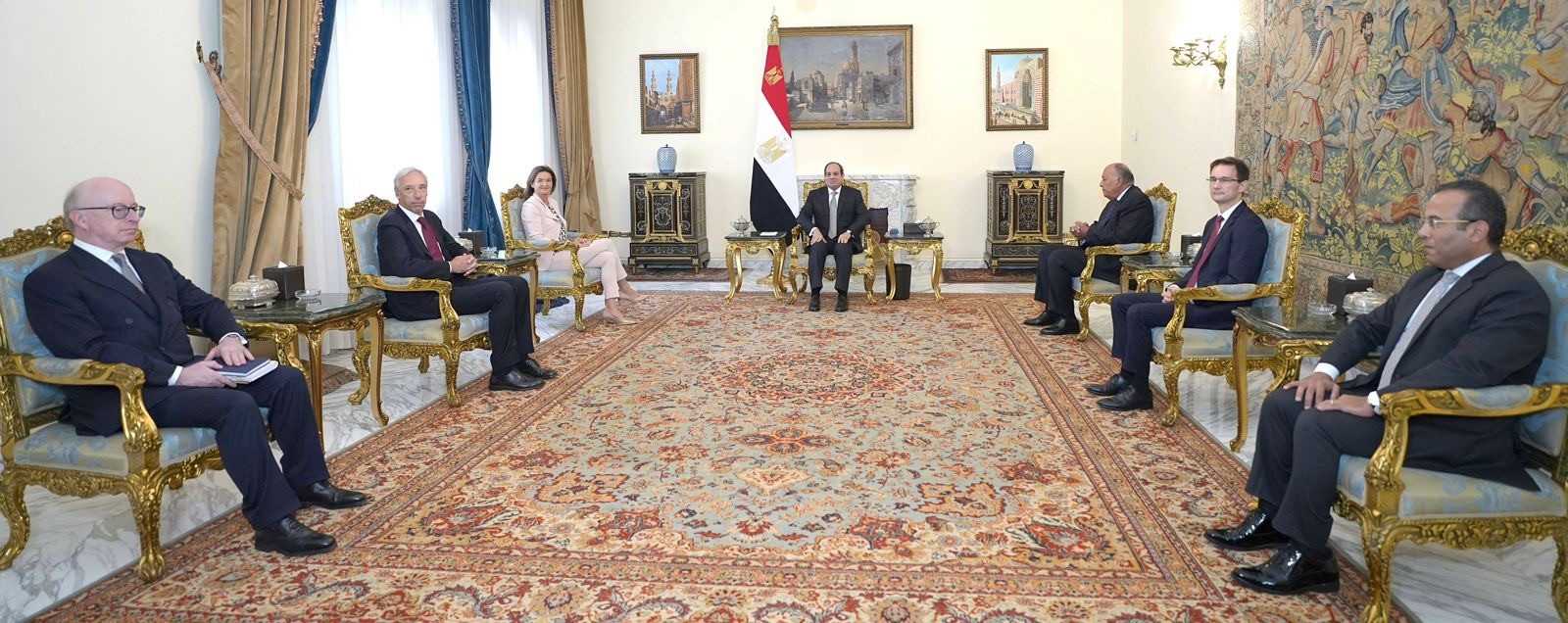 نشاط الرئيس في أسبوع