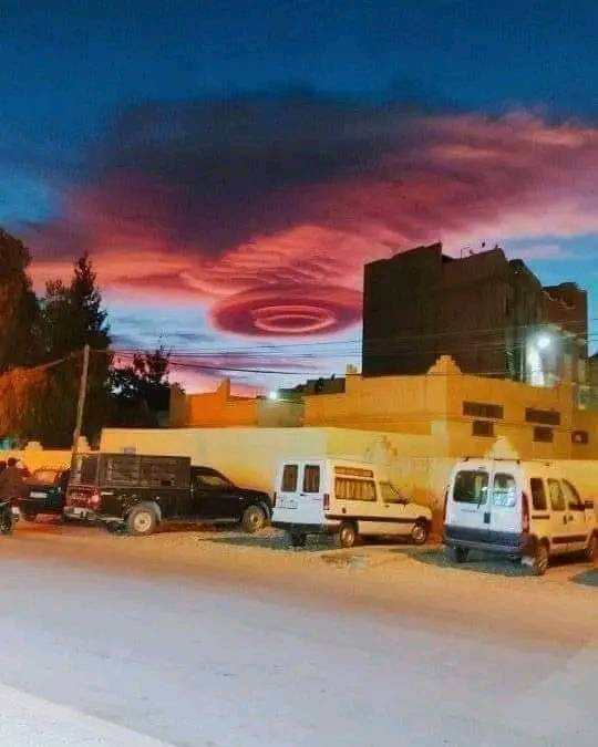 سحابة نادرة تزين سماء المغرب