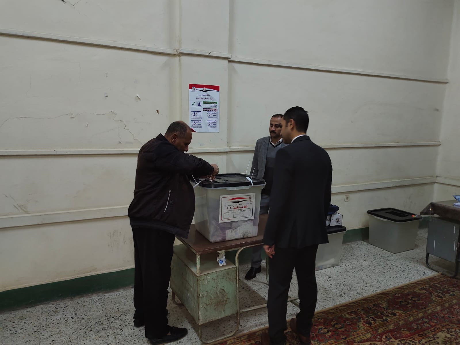 فتح باب التصويت بدير مواس المنيا
