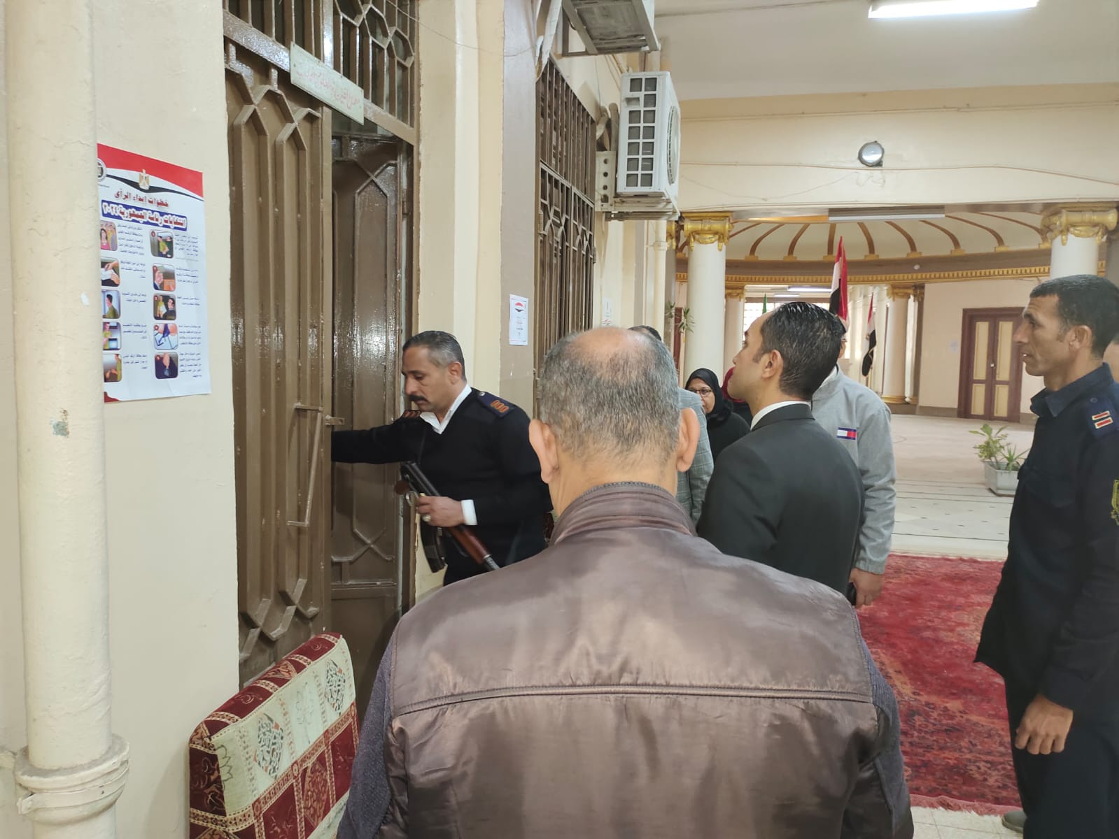 فتح باب التصويت بدير مواس المنيا
