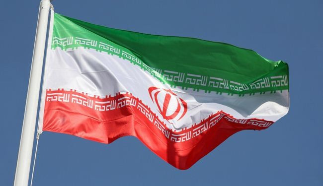 إيران تؤكد قدرتها على إغراق حاملة طائرات أمريكية ومواجهة أي تهديد عسكري