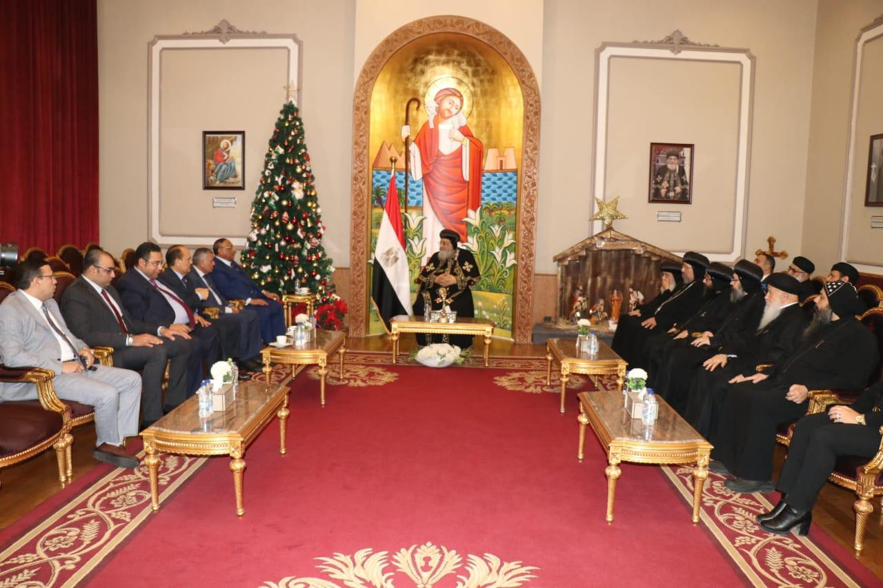 زيارة رئيس قضايا الدولة لتهنئة البابا تواضروس بالعام الجديد في الكاتدر