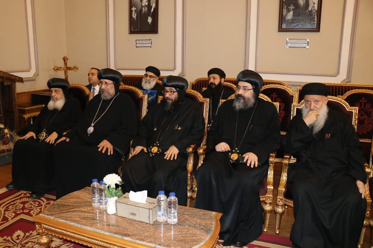 زيارة رئيس قضايا الدولة لتهنئة البابا تواضروس بالعام الجديد في الكاتدر