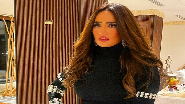 سندي في الدنيا.. زينة تنعى شقيقها بكلمات مؤثرة تلامس القلوب