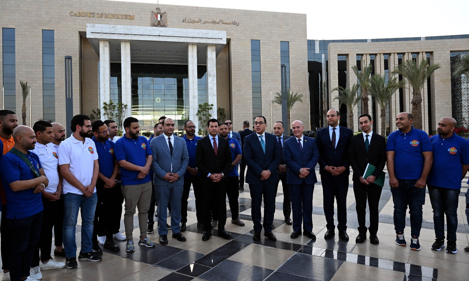 رئيس الوزراء يستقبل منظمي حفل المطرية