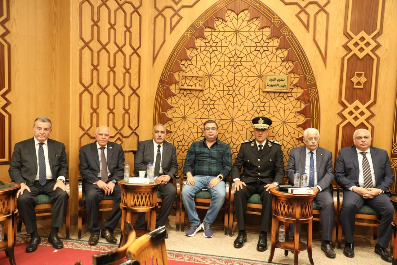 عزاء نائب الوزير للتعليم الفني بحضور حجازي وعدد من القيادات
