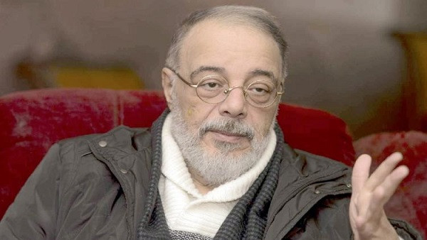 من الأراجوز إلى الكبريت الأحمر: محطات في حياة الكاتب والمخرج عصام الشماع