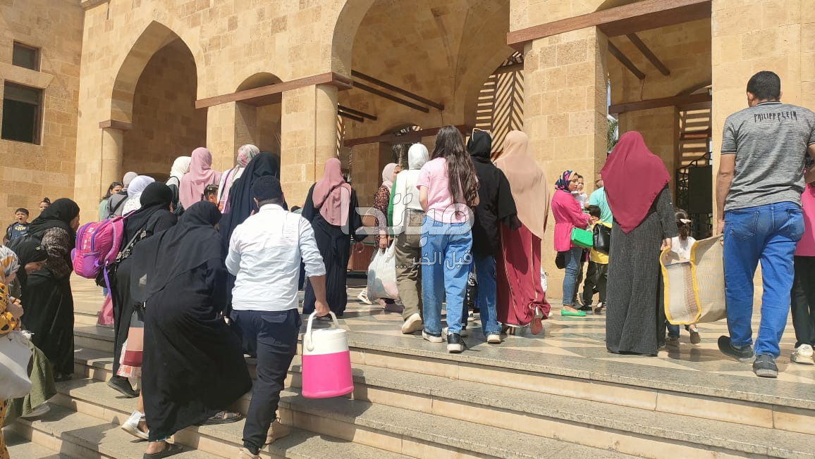 الاحتفال بشم النسيم في حديقة الأزهر الاحتفال بشم النسيم في حديقة الأزهر