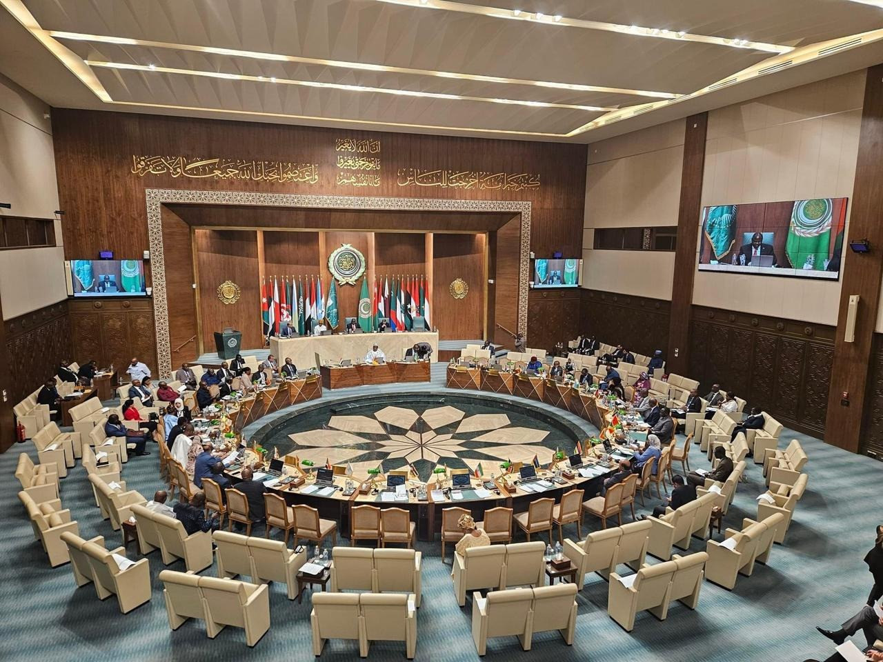 الجامعة العربية تدين الهجمات الإيرانية وتؤكد أن الدبلوماسية هي الحل الأمثل