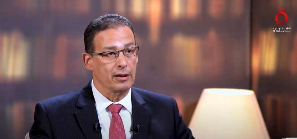 السفير عاطف سالم يكشف عن دور مصر كوسيط خلال أحداث عمود السحاب