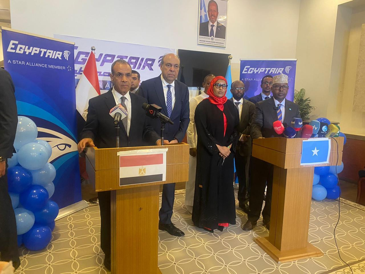 الوزير مع نظيريه