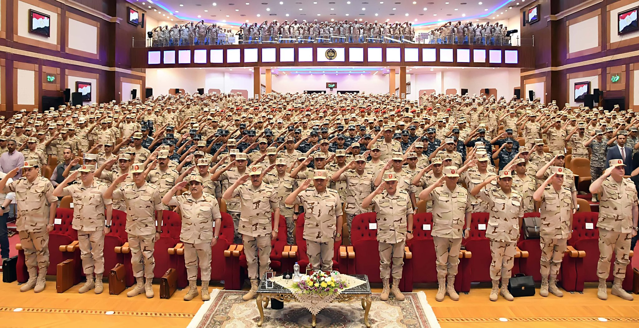 وزير الدفاع وزير الدفاع