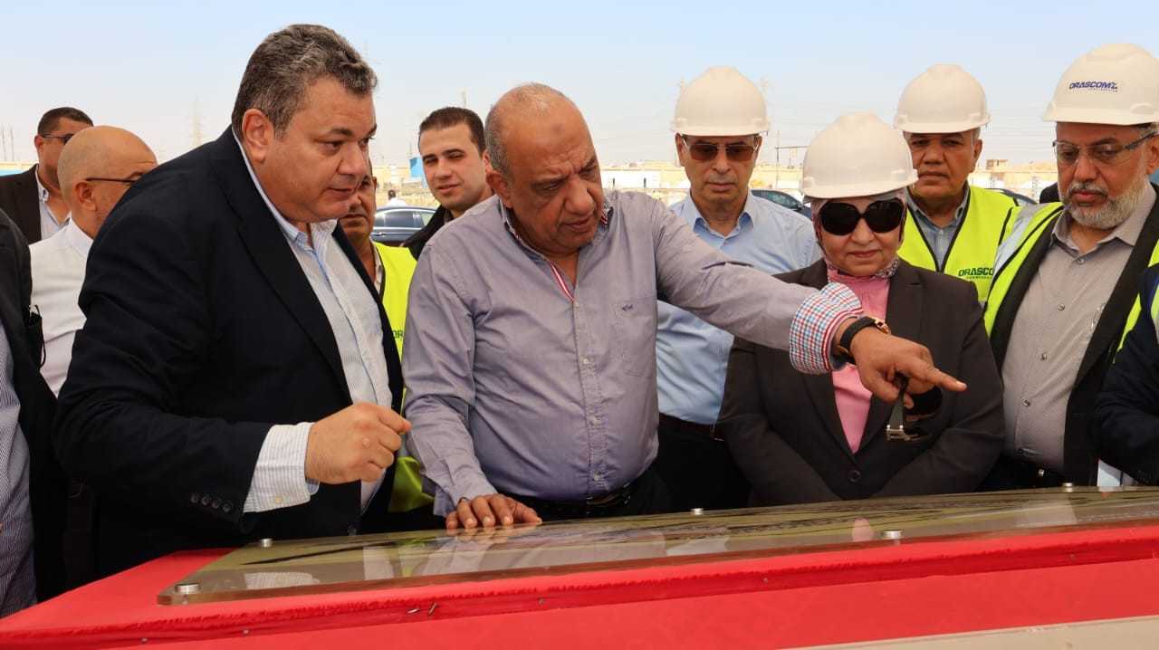 وزير الكهرباء من محطة بدر