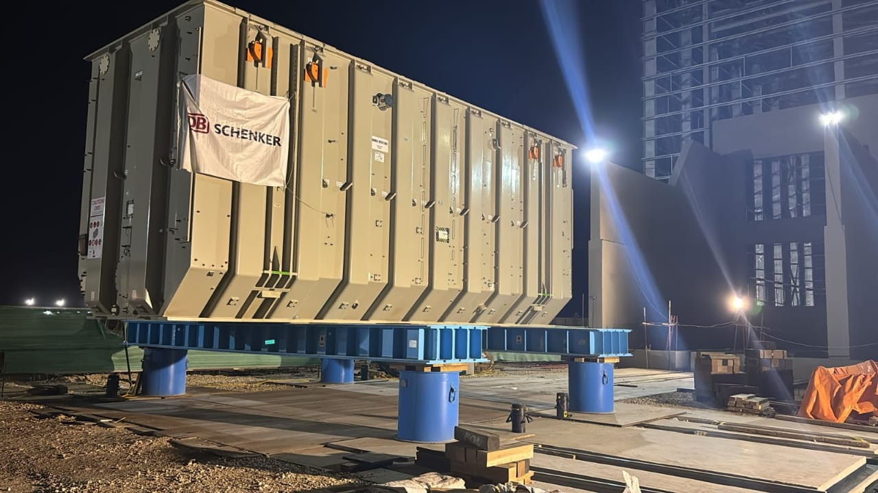 وزير الكهرباء من محطة بدر