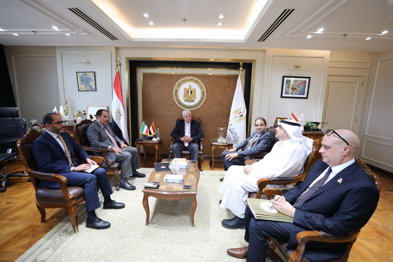 صور اللقاء