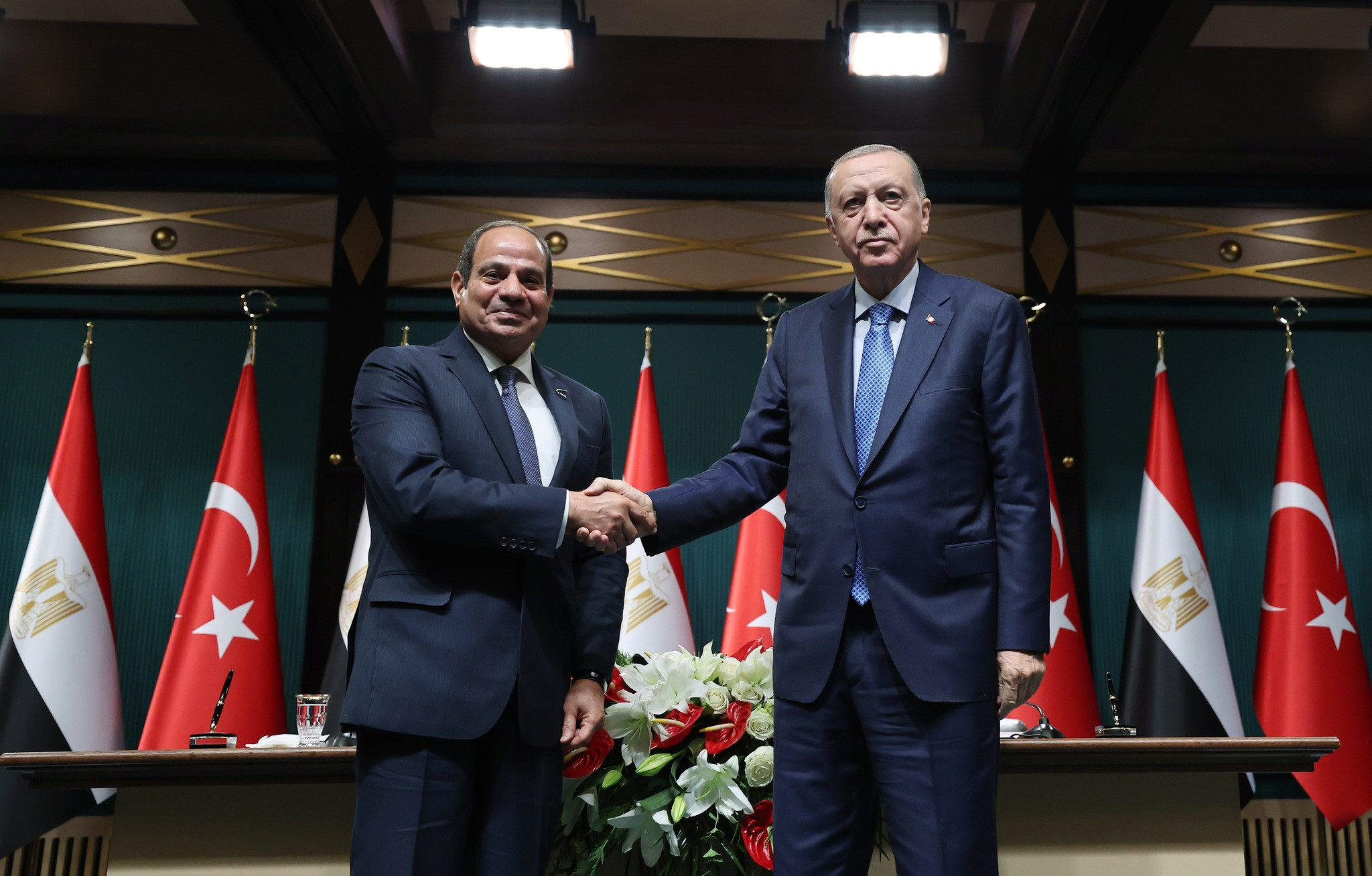 لقاء الرئيس السيسي مع نظيره التركي