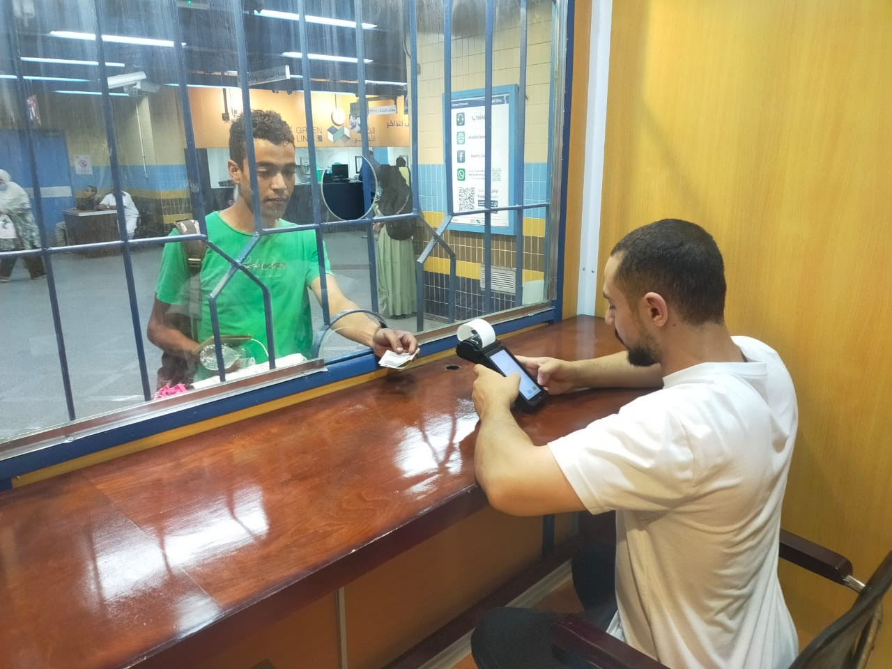 المكاتب الجديدة