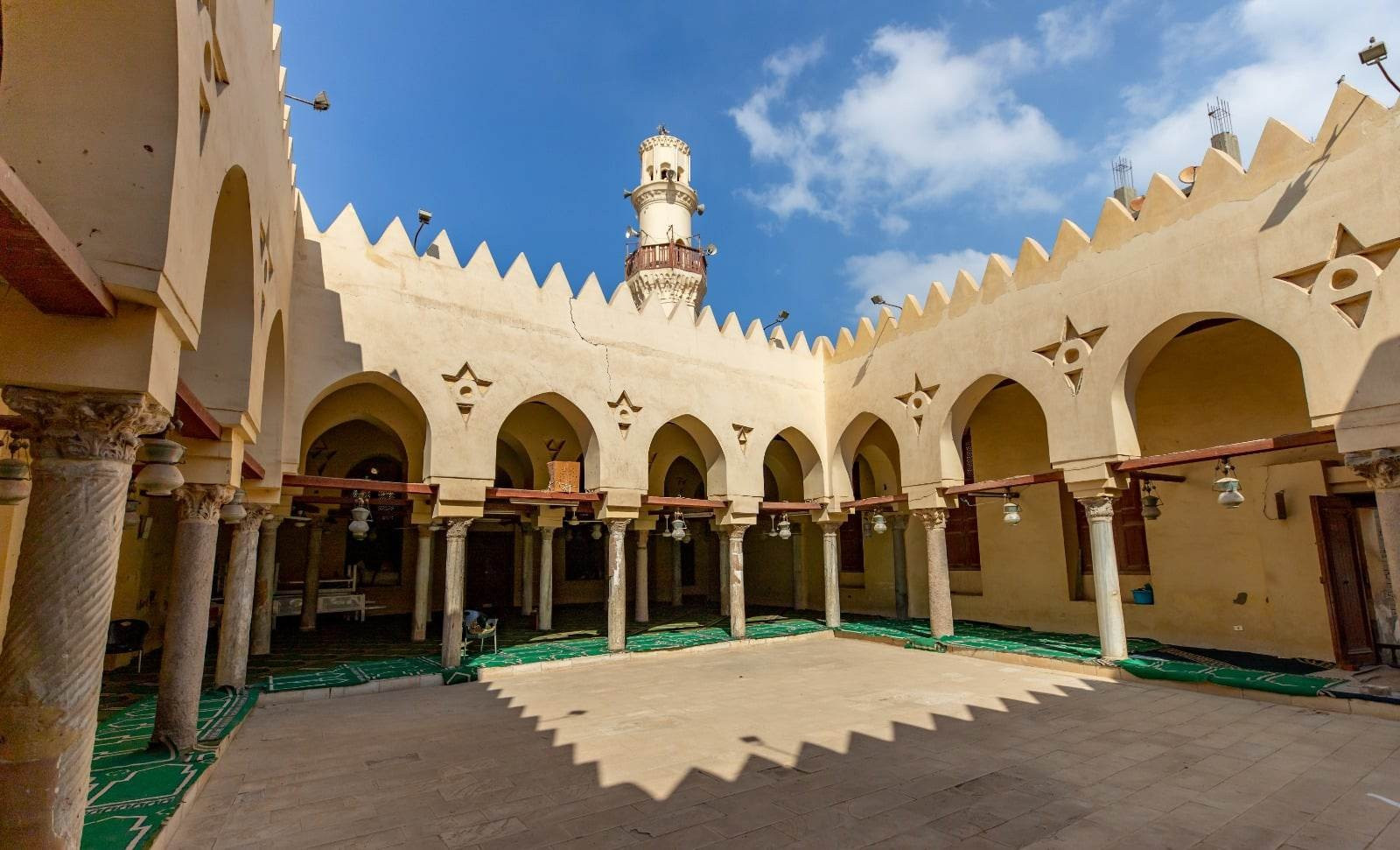 البهنسا