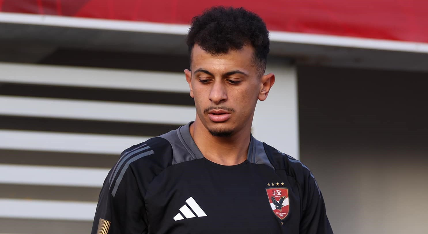 عمر الساعي يستعيد لياقته ضمن أهداف الأهلي للموسم المقبل