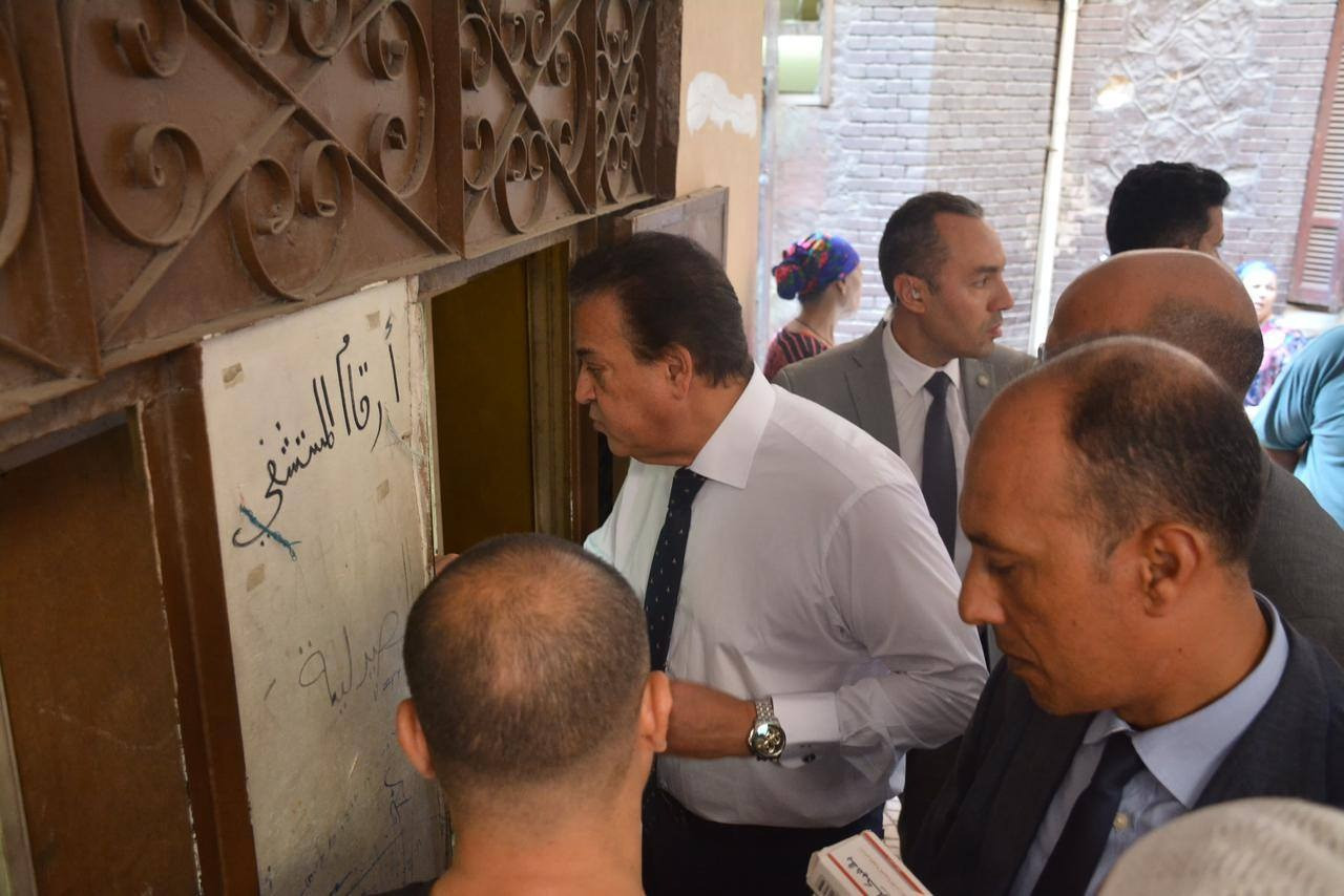 جولة مفاجئة لوزير الصحة