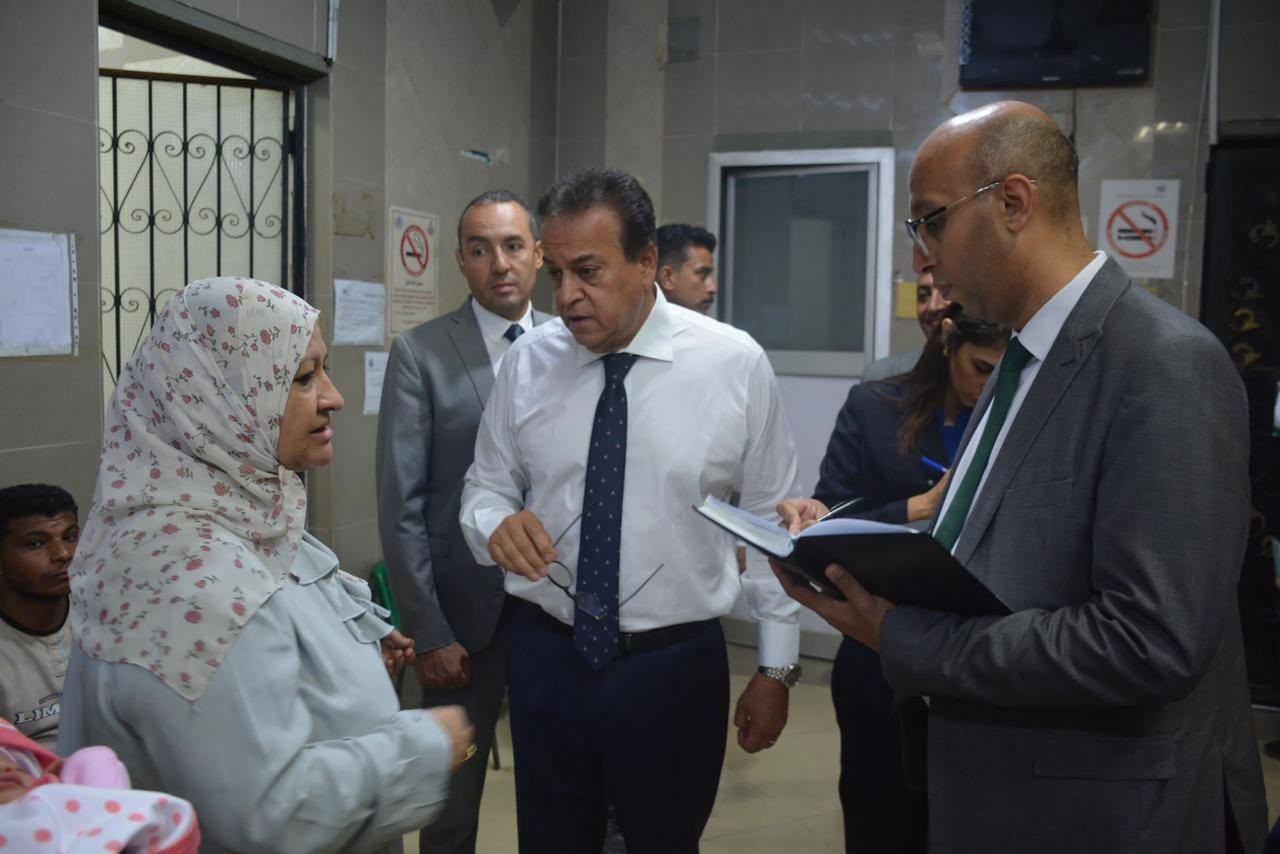جولة مفاجئة لوزير الصحة