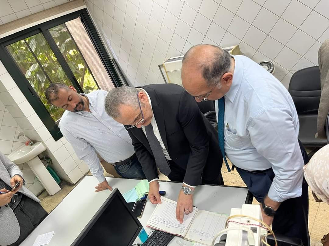 رئيس المستشفيات التعليمية