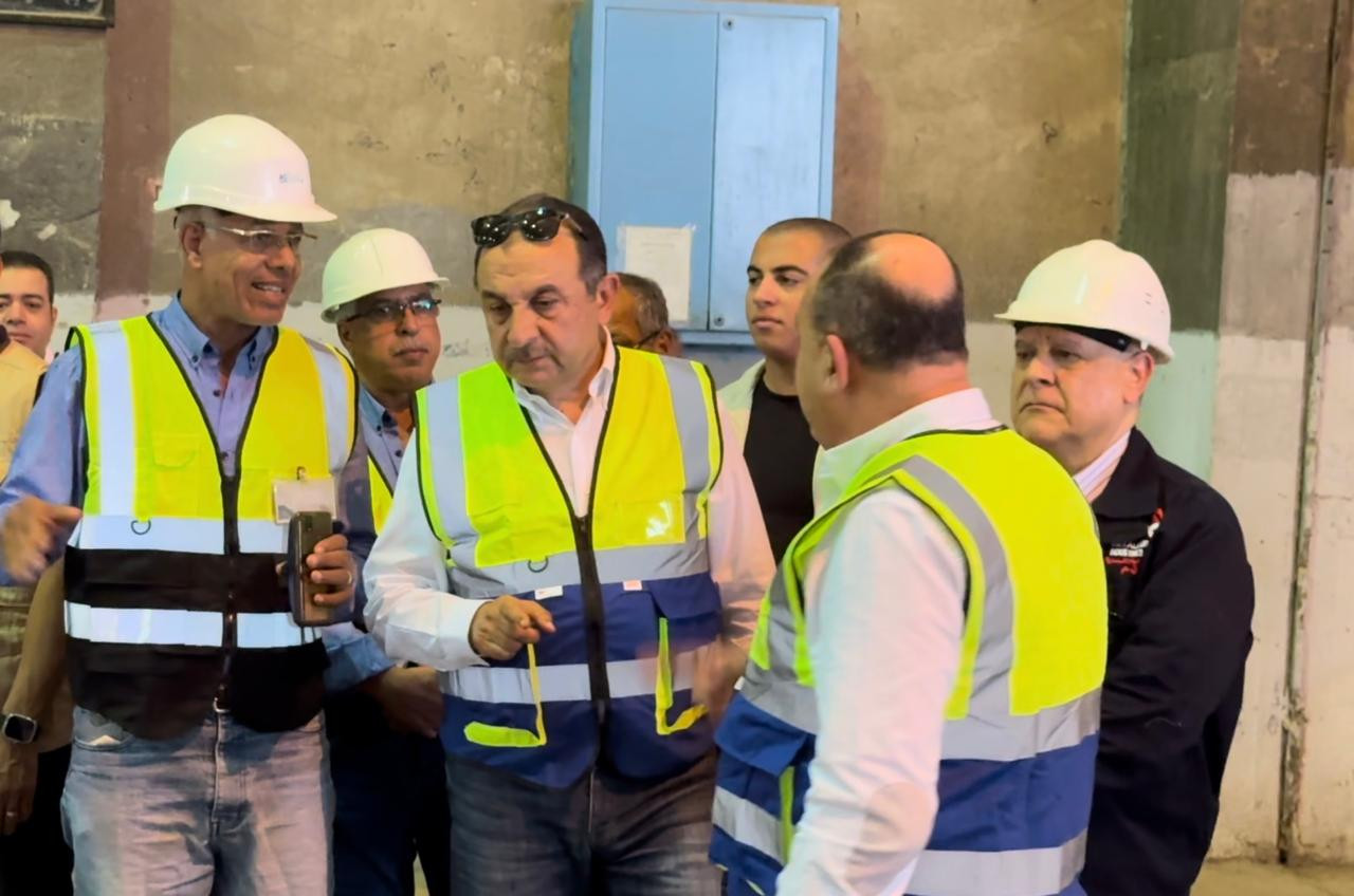 زيارة وزير قطاع الأعمال العام لشركة النصر لصناعة المواسير الصلب