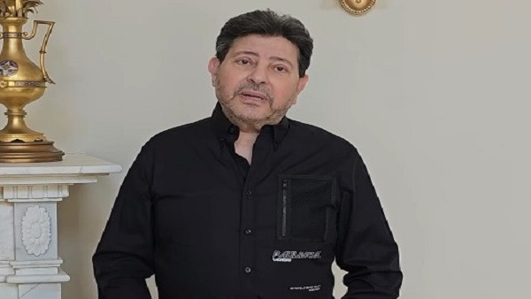 طارق الشناوي ينفي شائعة وفاة هاني شاكر ويدعو له بالشفاء العاجل