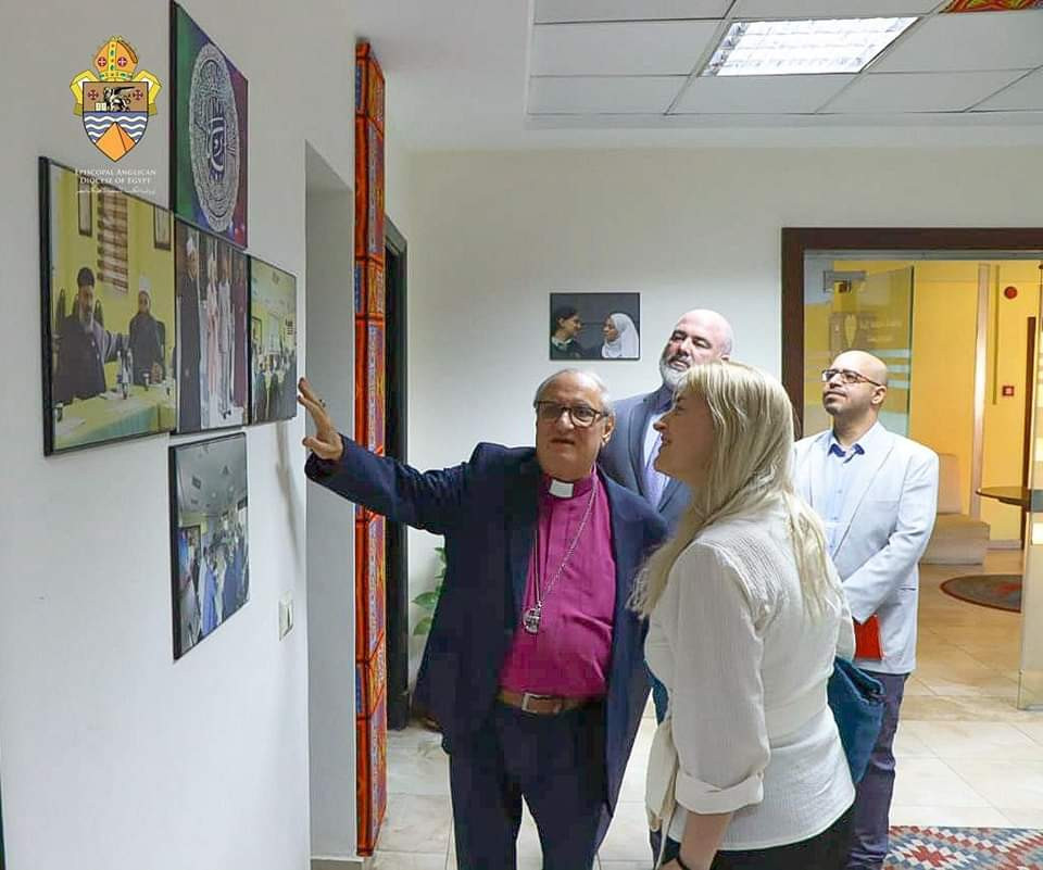 استقبال رئيس الأسقفية لسفيرة أيرلندا
