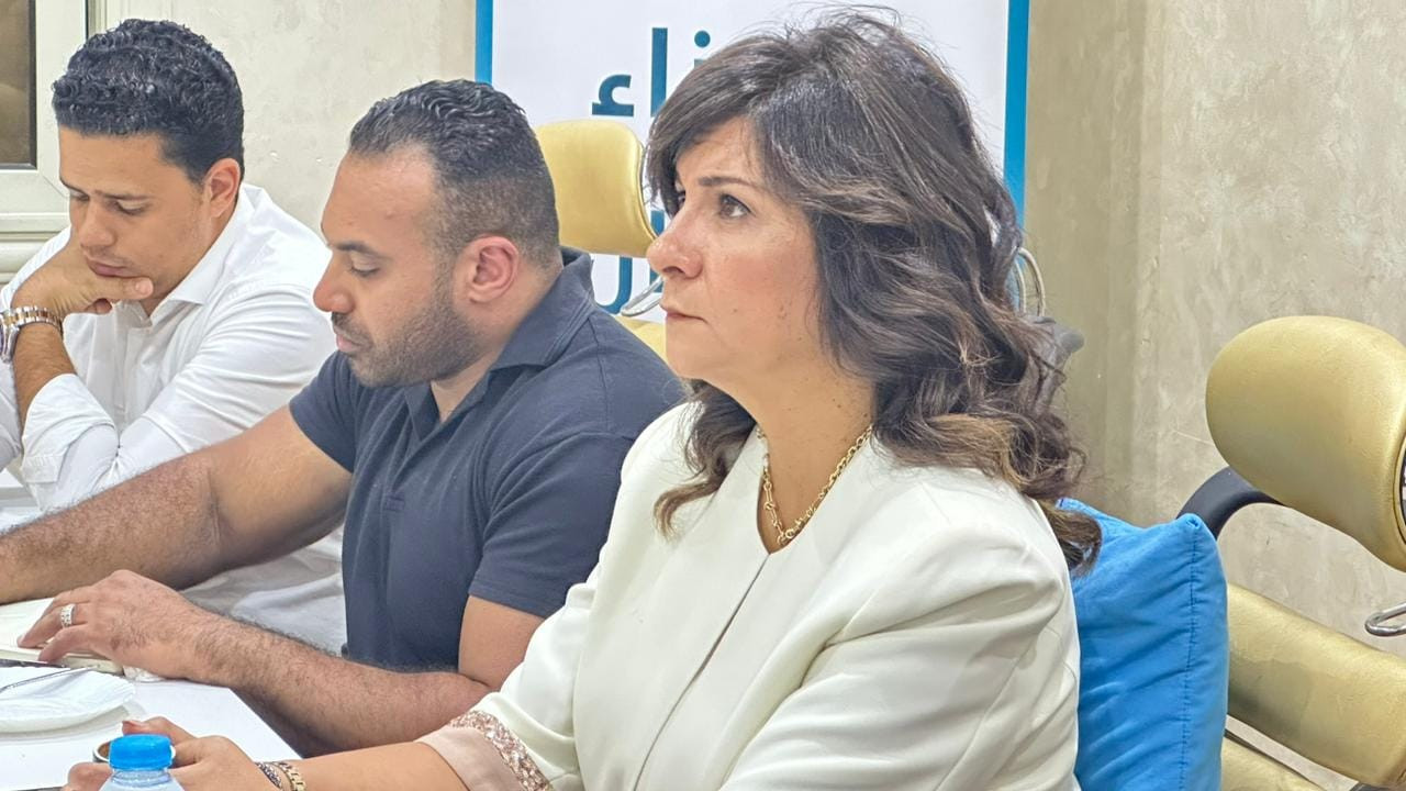 السفيرة نبيلة مكرم تزور مؤسسة راعي مصر