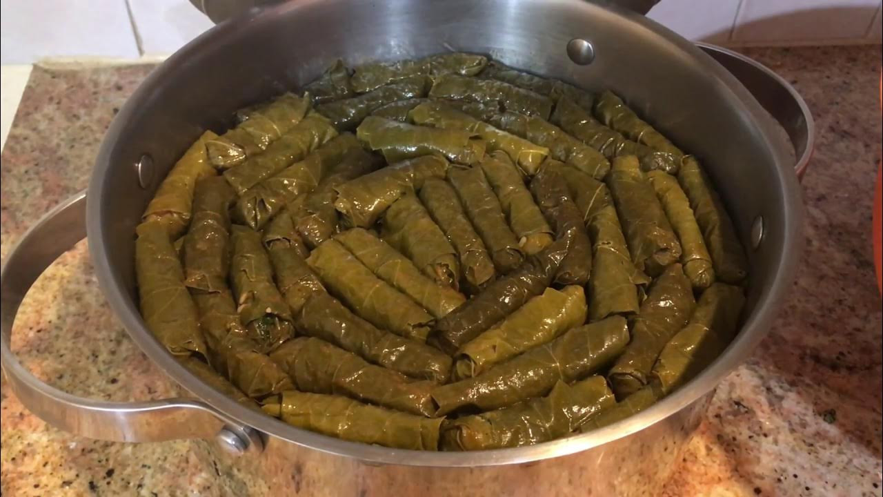 طريقة تحضير محشي ورق العنب في المنزل