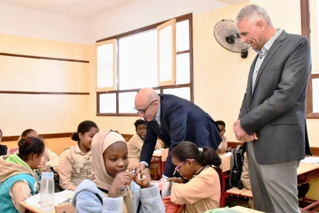 جولة وزير التربية والتعليم في أسوان