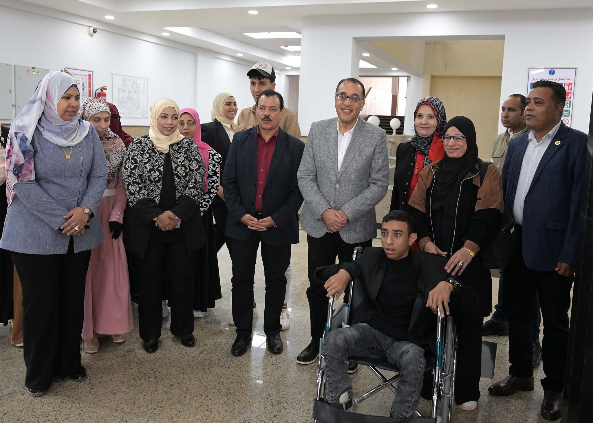 رئيس مجلس الوزراء
