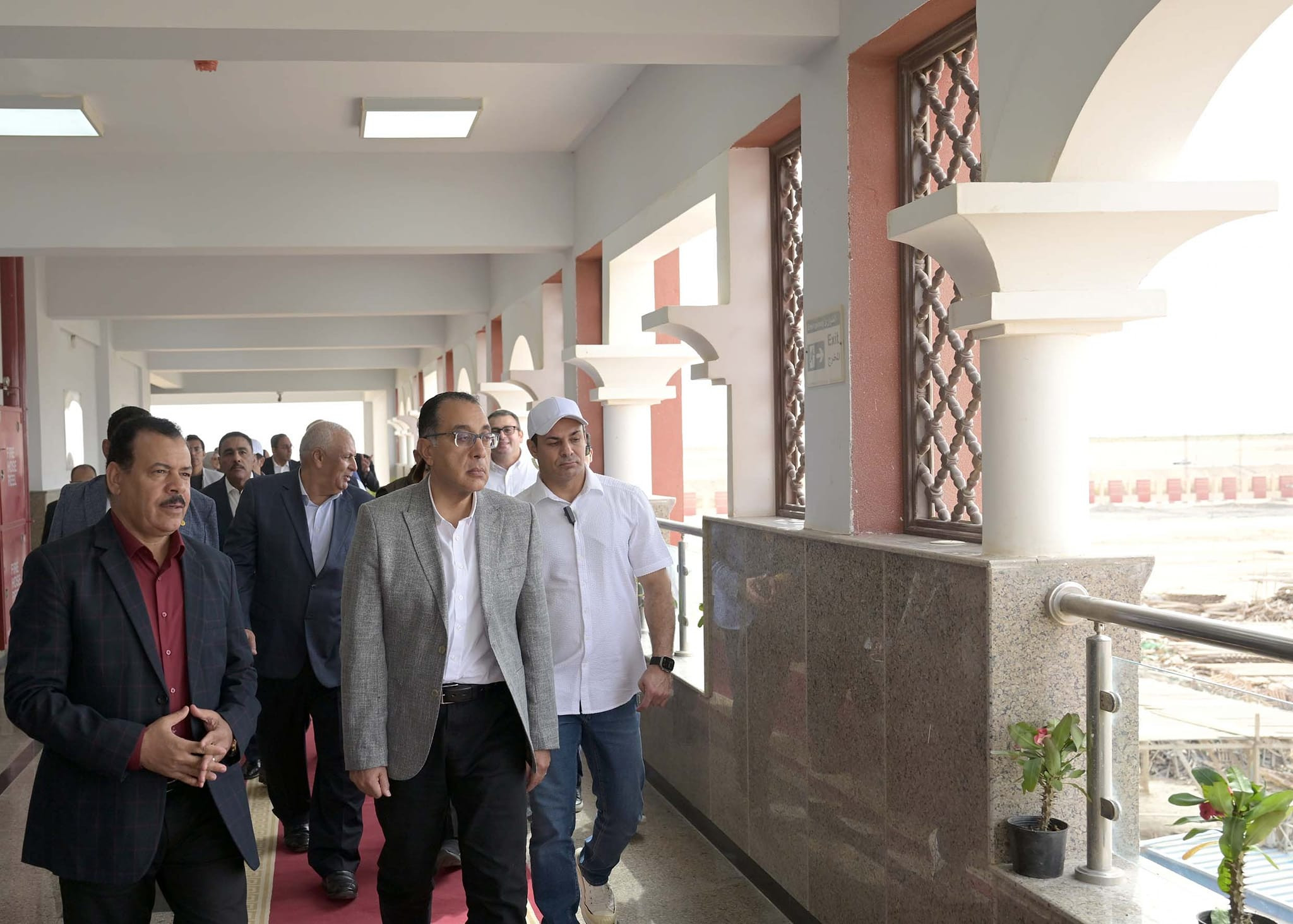 رئيس مجلس الوزراء