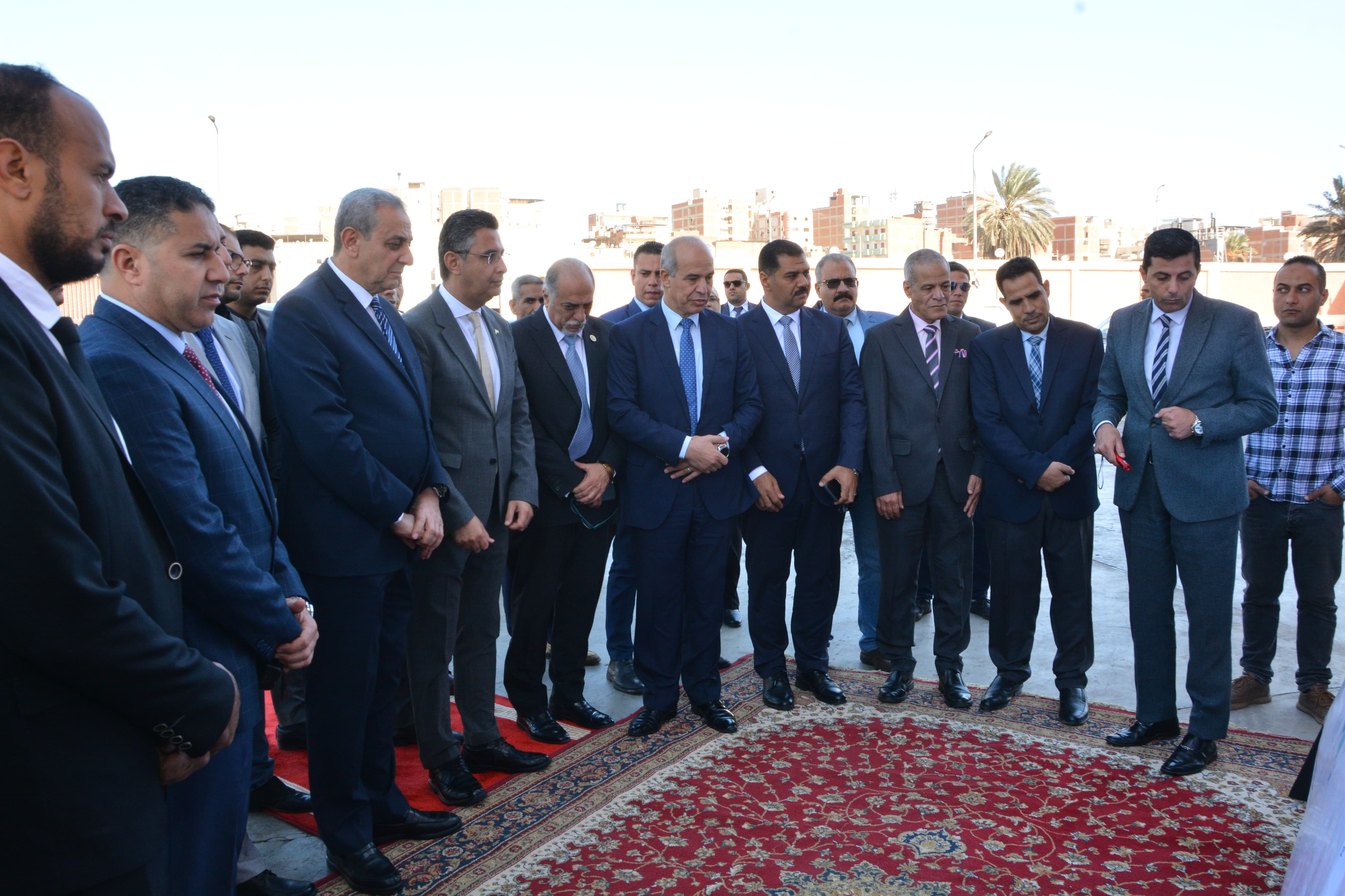 وزير التموين