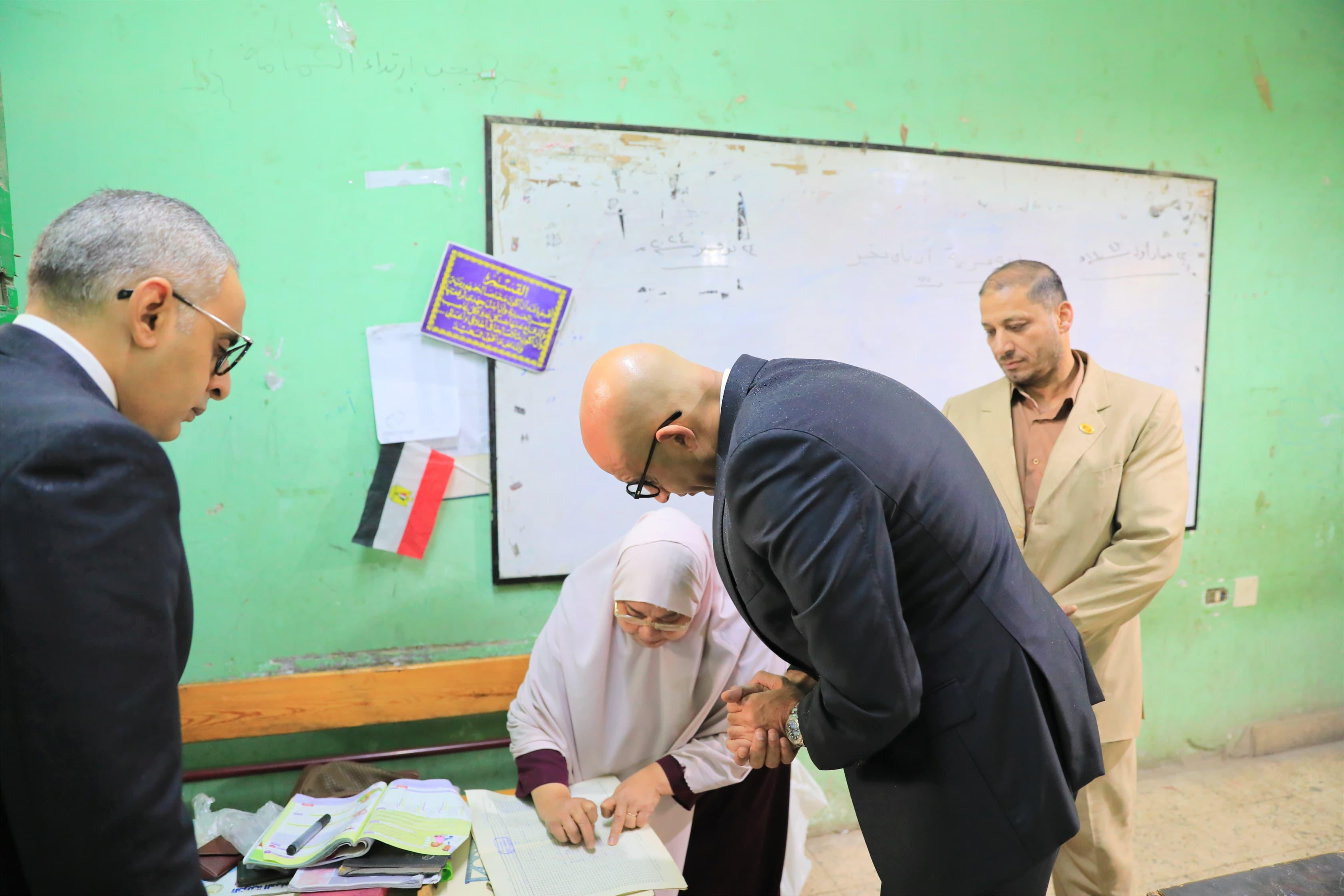 جولة مفاجئة لوزير التعليم لعدد من مدارس القاهرة والجيزة