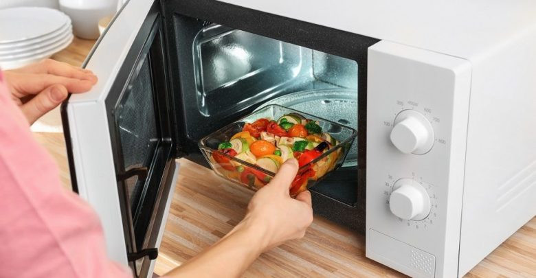 تعرف على أكثر الأجهزة استهلاكًا للكهرباء في منزلك ونصائح لتوفير الطاقة