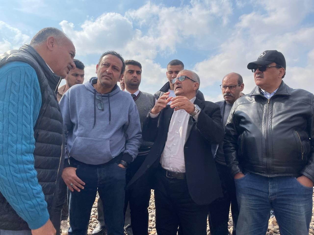صور تسليم مدفن الصحى بلبيس