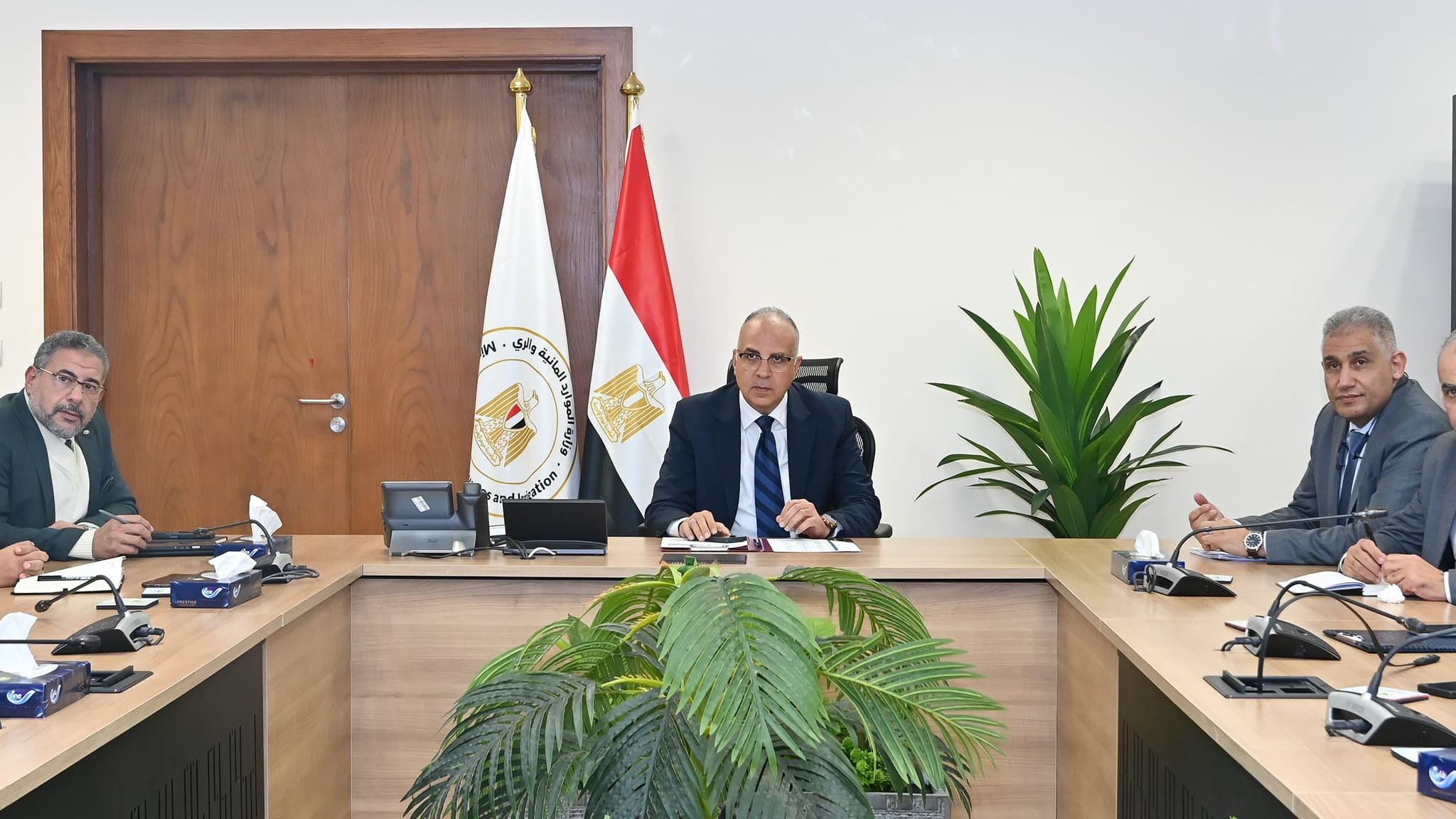 إزالة 470 تعدياً على نيل رشيد.. ووزير الري: لا تهاون مع أي مخالفات