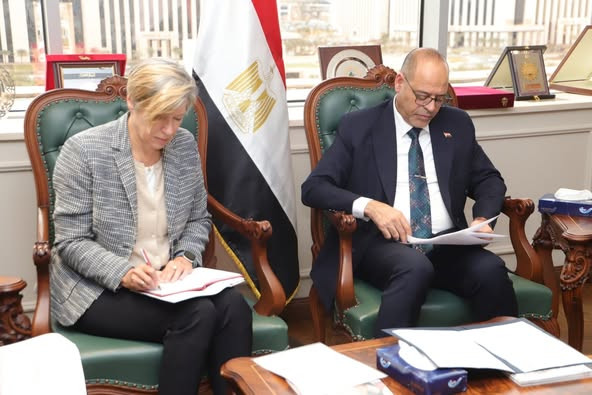وزير العمل