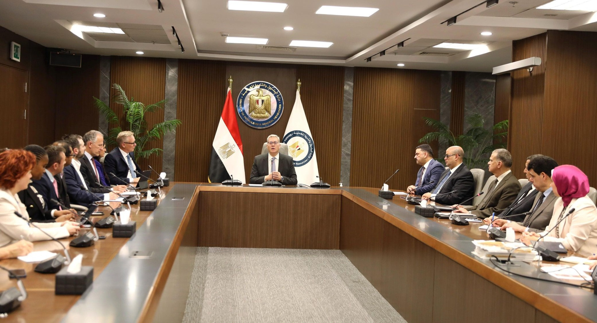 وزير البترول