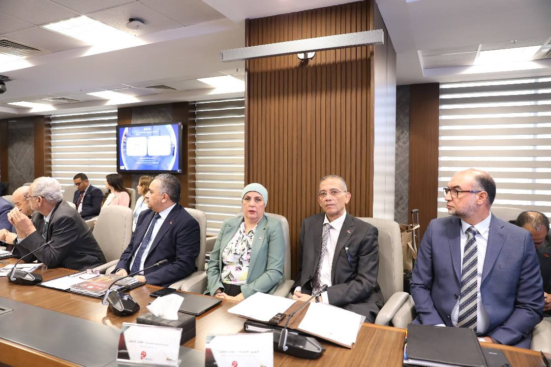 وزير البترول
