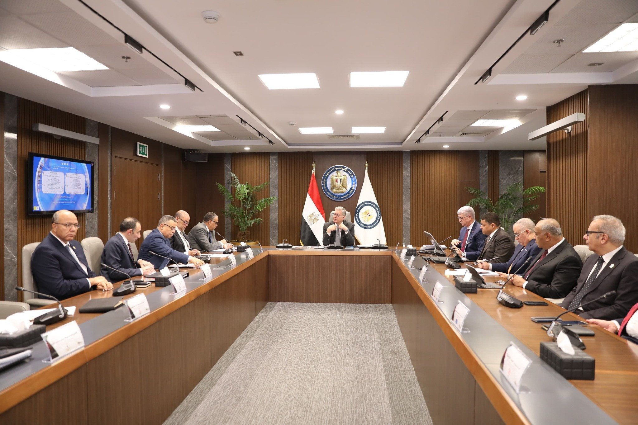 وزير البترول